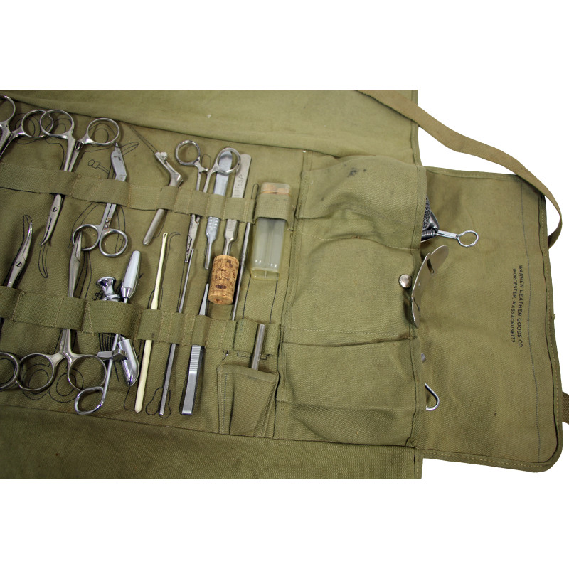 Trousse chirurgicale, Surgical Instrument Roll, WARREN LEATHER GOODS CO., item No. 9308500, avec accessoires