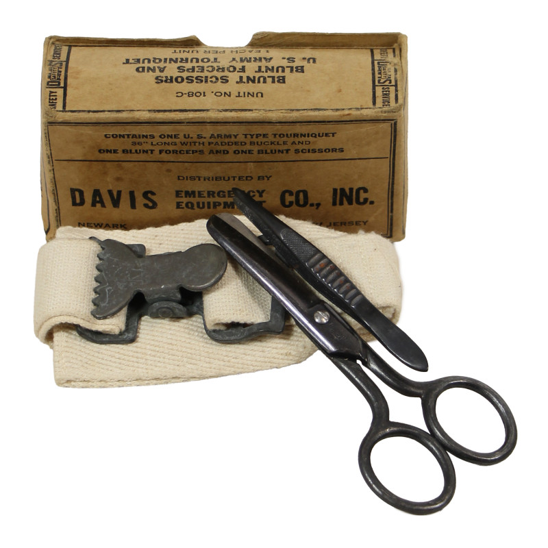 Kit, ciseaux, pince et garrot, US Army, Unit No. 108-C, DAVIS EMERGENCY EQUIPMENT CO., INC.