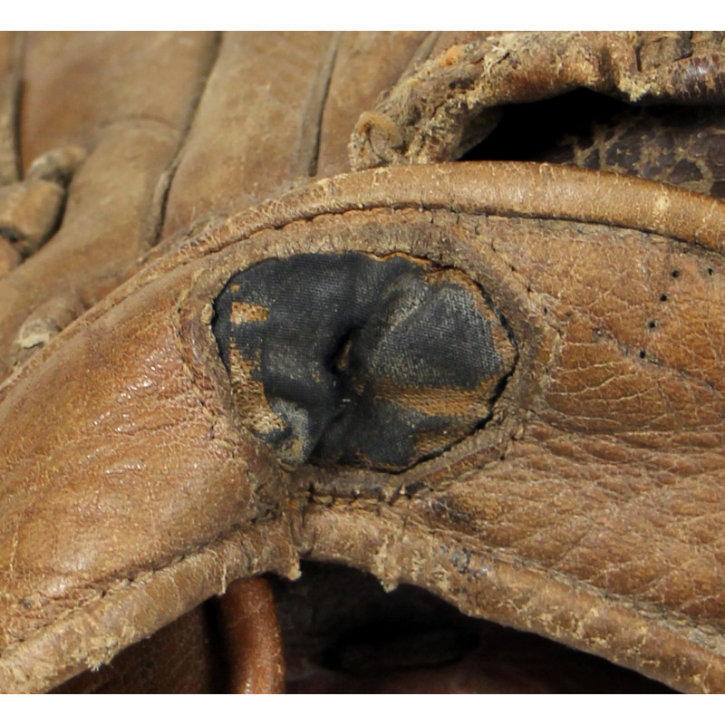 Balle et gant, baseball, Normandie