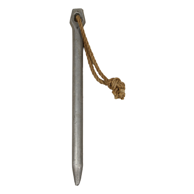 Piquets de tente allemands, aluminium et bois, 1936-1938