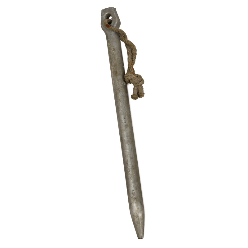Piquets de tente allemands, aluminium et bois, 1936-1938