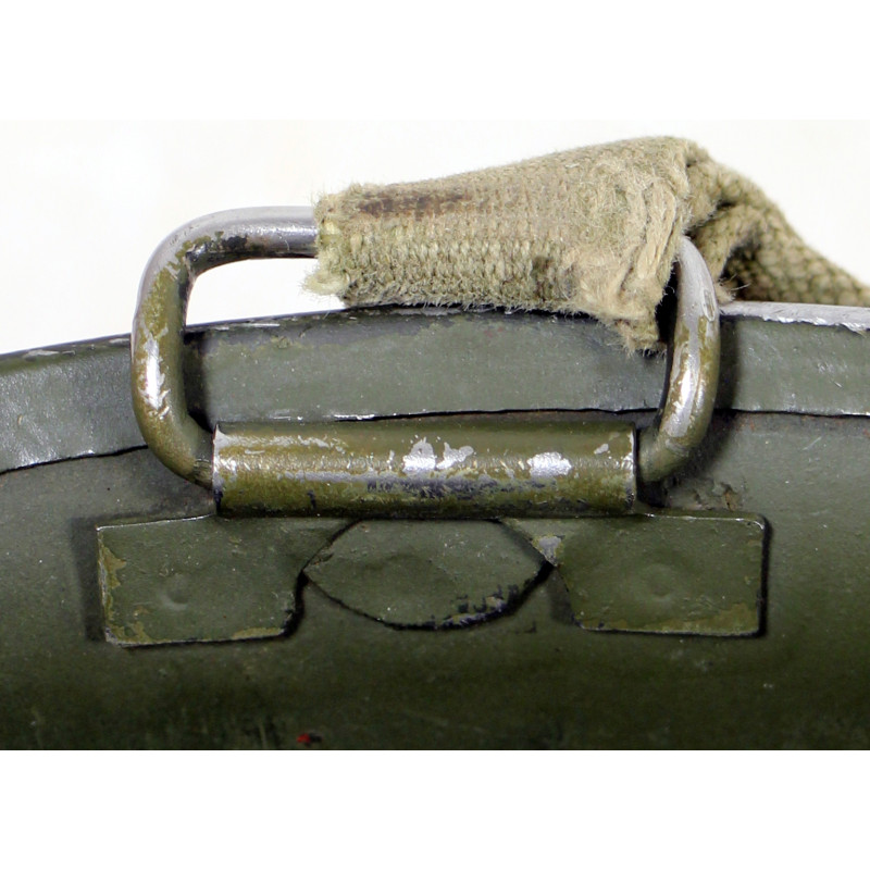 Casque M1, Schlueter, Medic, trois croix rouges