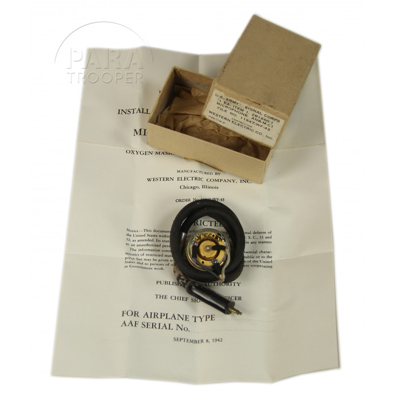Microphone, ANB-M-C1, 1943, oxygen mask Microphone, ANB-M-C1, 1943, oxygen mask