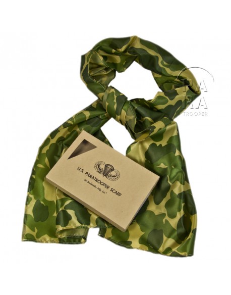 Foulard camouflé, parachute