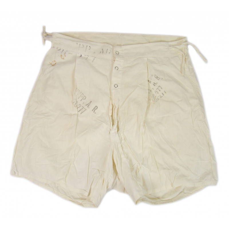 30 shorts size