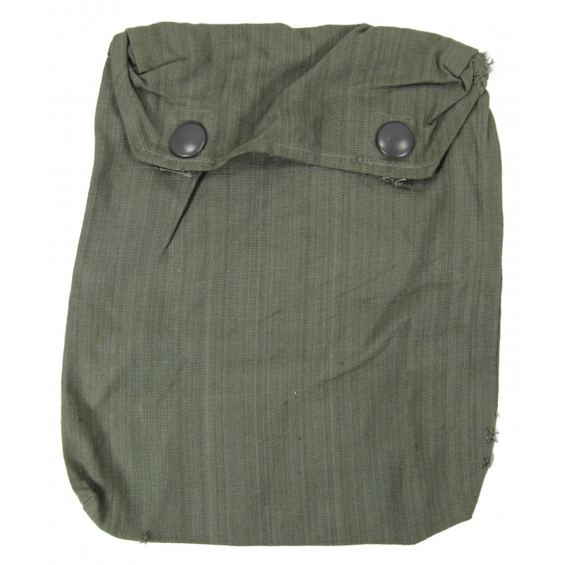 Anti-gas cape pouch, Feldgrau, 1944 Anti-gas cape pouch, Feldgrau, 1944